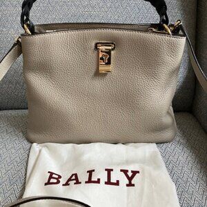 Bally Lucyle Taupe Leather Shoulder/Crossbody Bag. Great condition, Full set